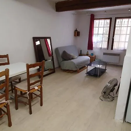 Arlesienne Holiday home Arles